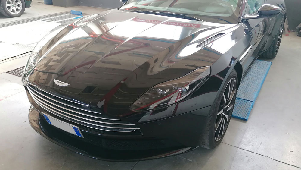 Aston-Martin20
